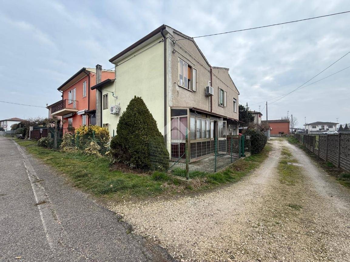 Casa indipendente in vendita a Villadose