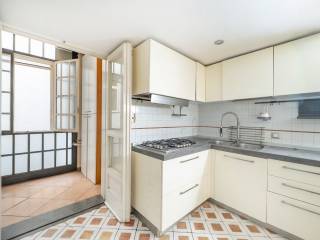 Apartment via Nardones 74, Quartieri Spagnoli, Naples