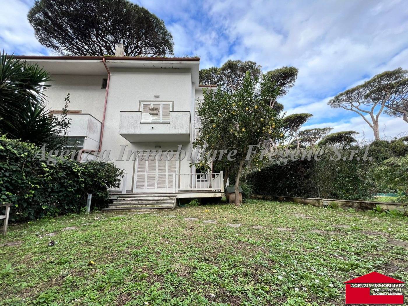 Villa in vendita a Fiumicino