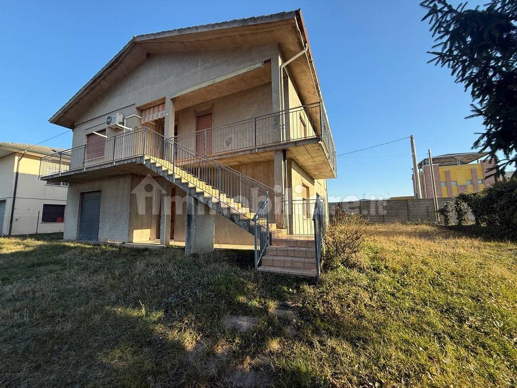 Villa in vendita a Bovolone