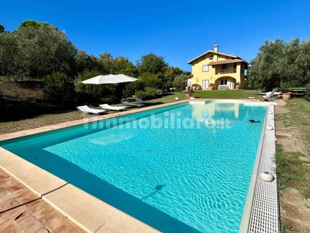 Villa in vendita a Montalto di Castro