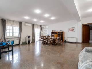 Salone