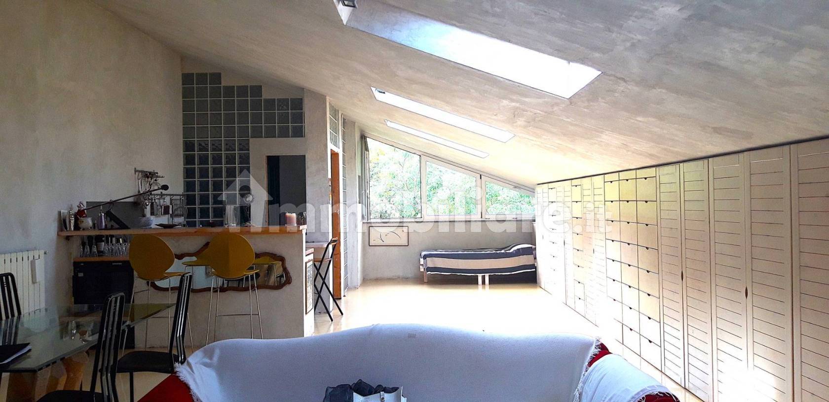 Loft in vendita a Villa Cortese