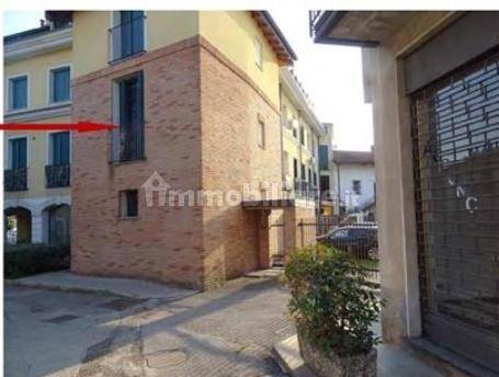 Appartamento in vendita a Cairate