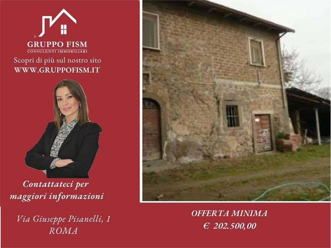 Palazzo - Stabile in vendita a Montefiascone