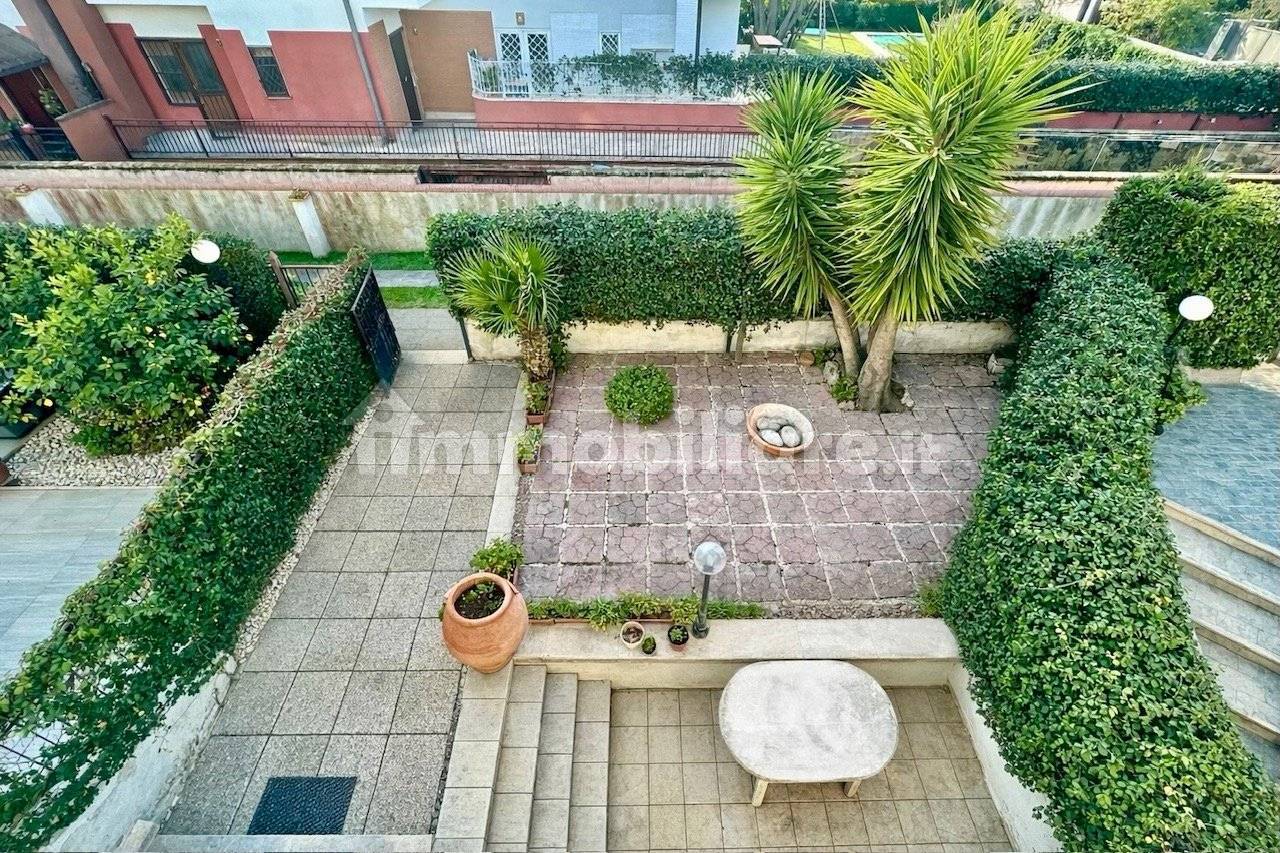 Villetta a schiera in vendita a Roma