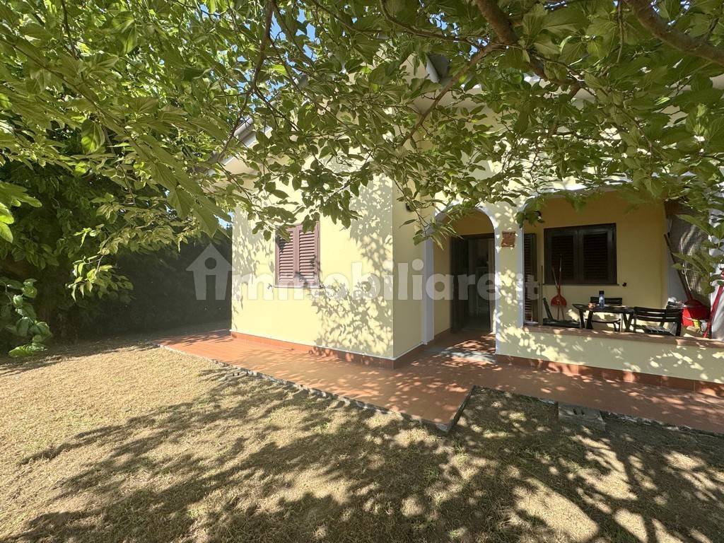 Villa in vendita a Viareggio