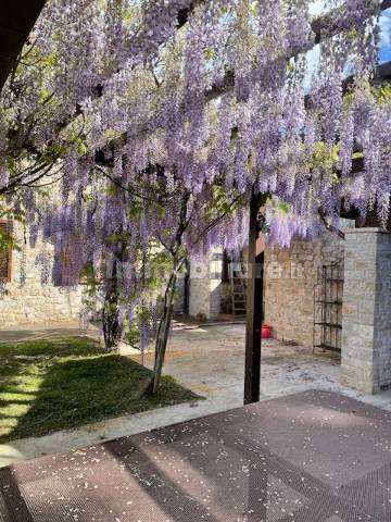 Villa in vendita a Todi