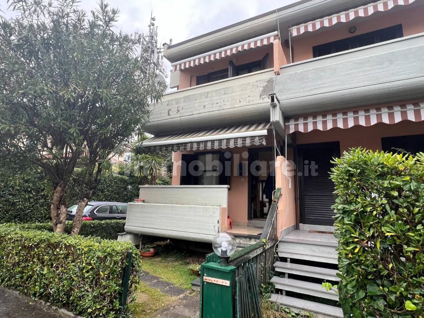 Villetta a schiera in vendita a Massa