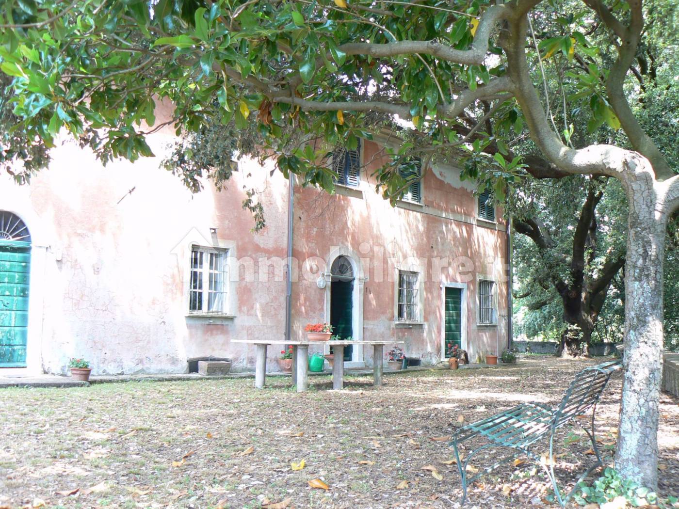 Villa in vendita a Sarzana