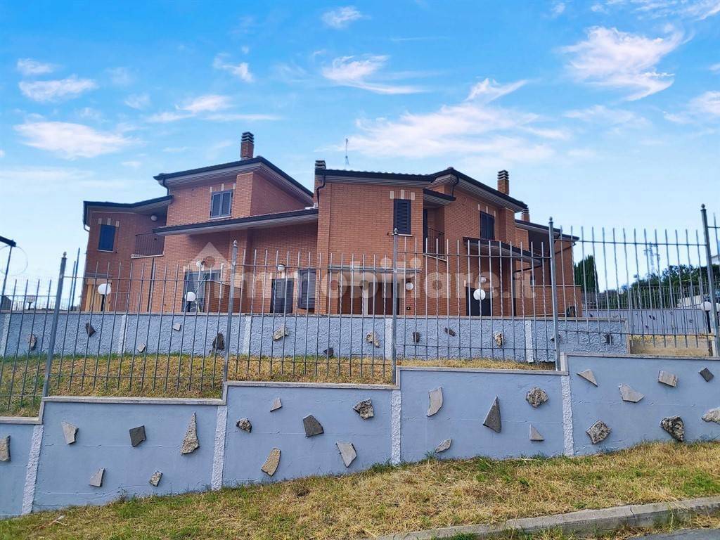 Villetta a schiera in vendita a Albano Laziale