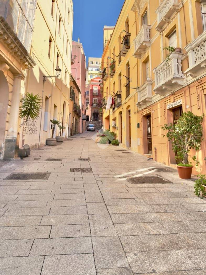 Appartamento in vendita a Cagliari