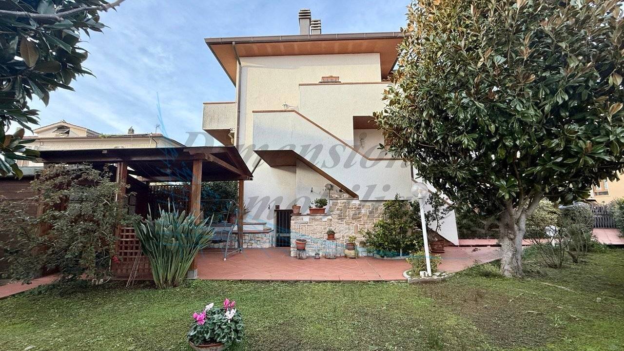 Appartamento in vendita a Rosignano Marittimo