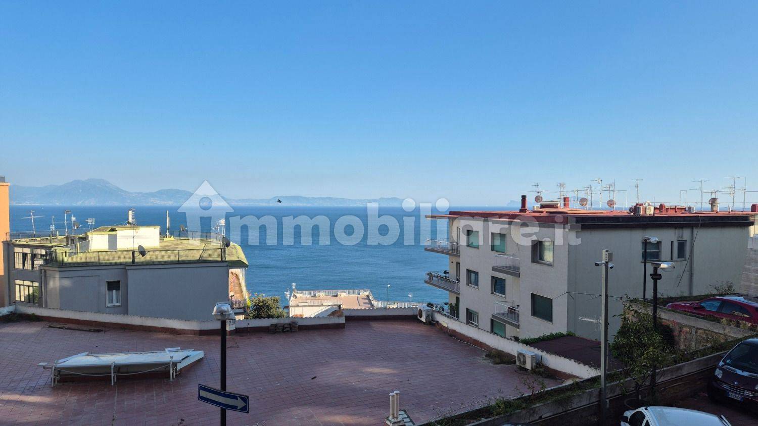 Appartamento in vendita a Napoli