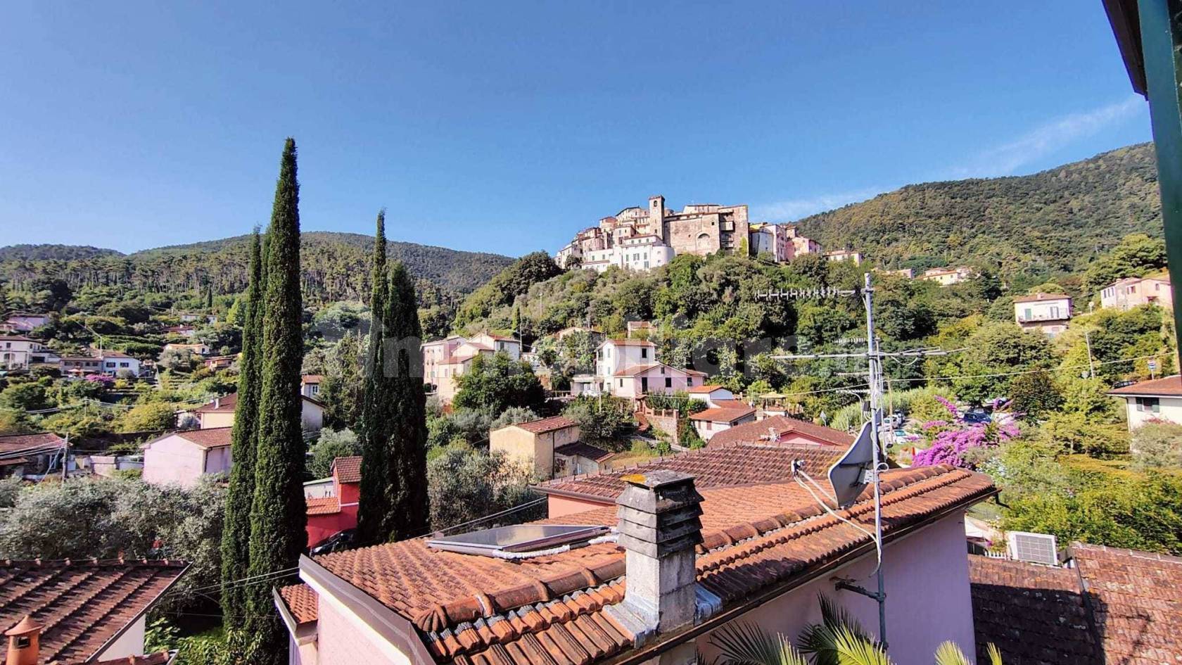 Villa in vendita a Ameglia