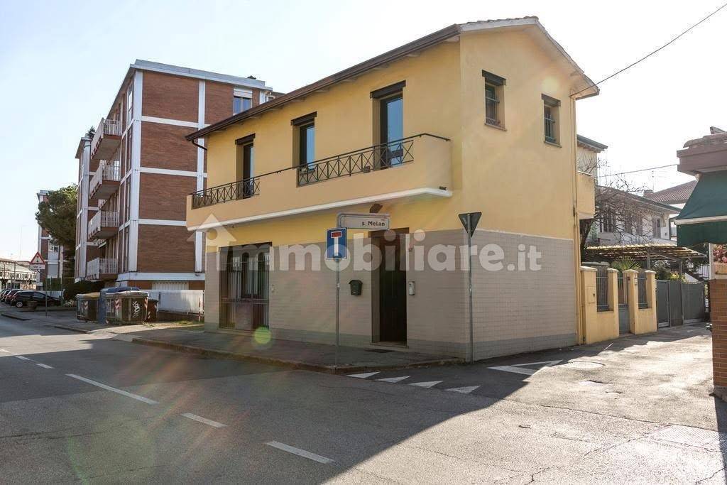 Casa indipendente in vendita a Padova