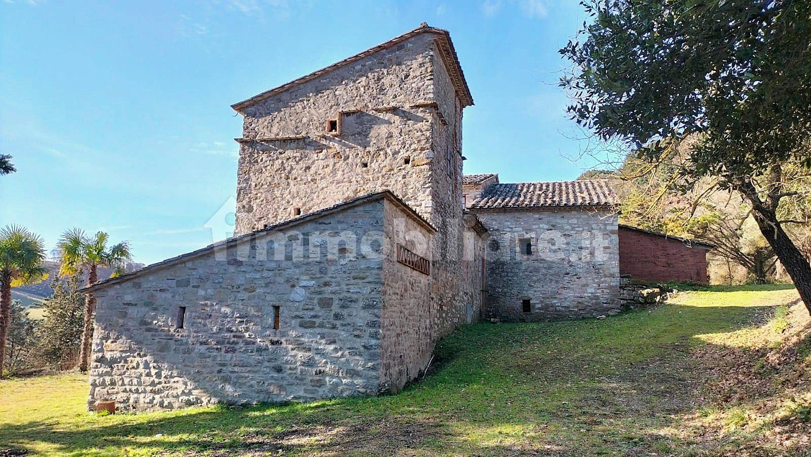 Rustico - Casale in vendita a Perugia