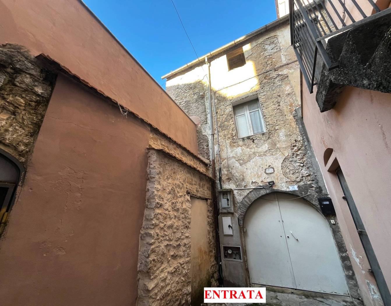 Palazzo - Edificio in vendita a Fondi