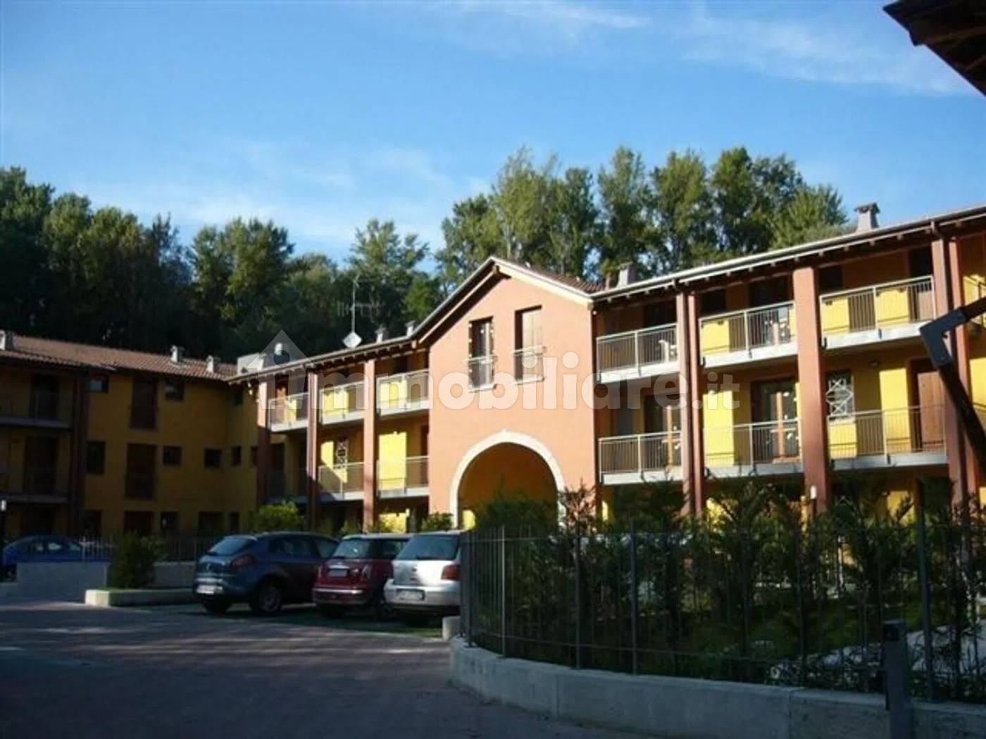 Appartamento in vendita a Monguzzo