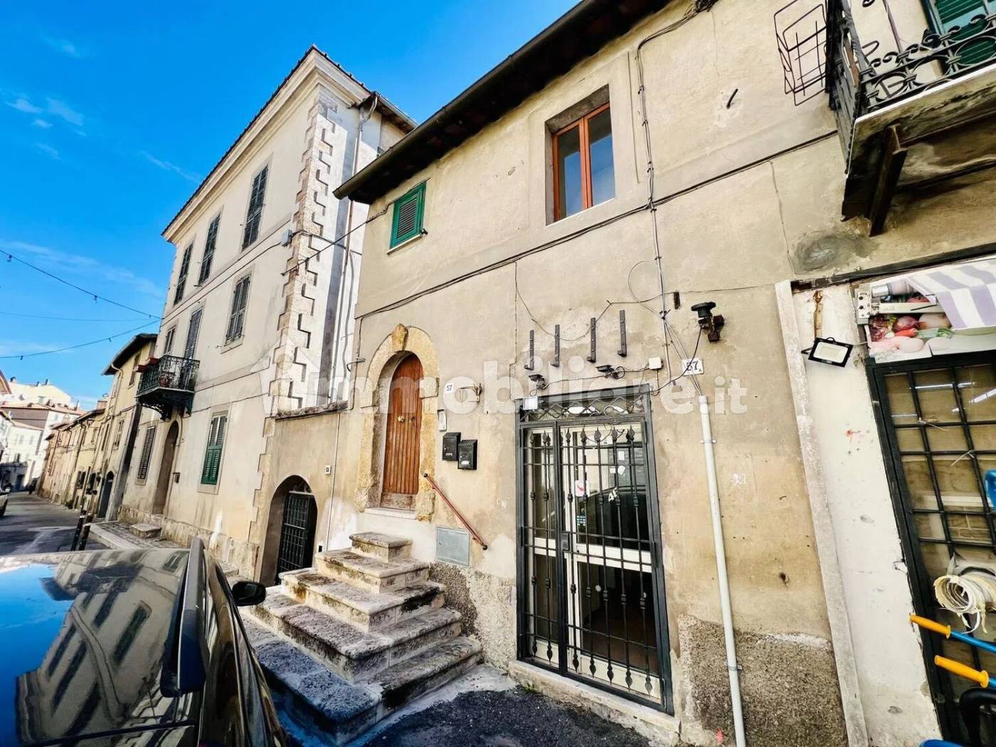 Appartamento in vendita a Tolfa