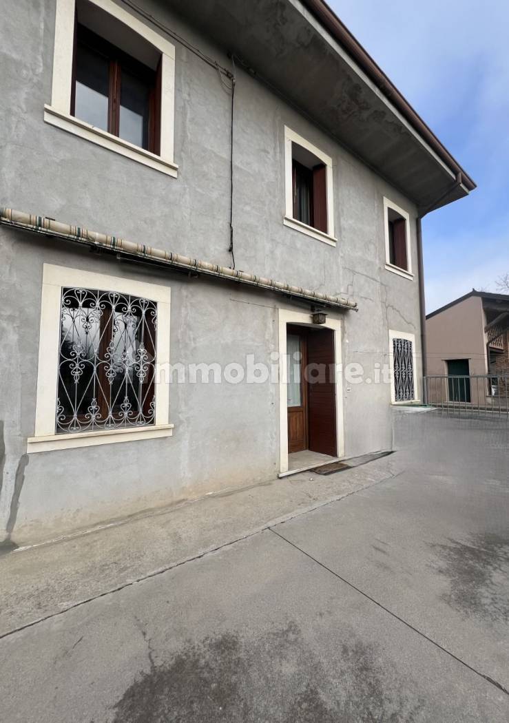 Casa indipendente in vendita a Salizzole