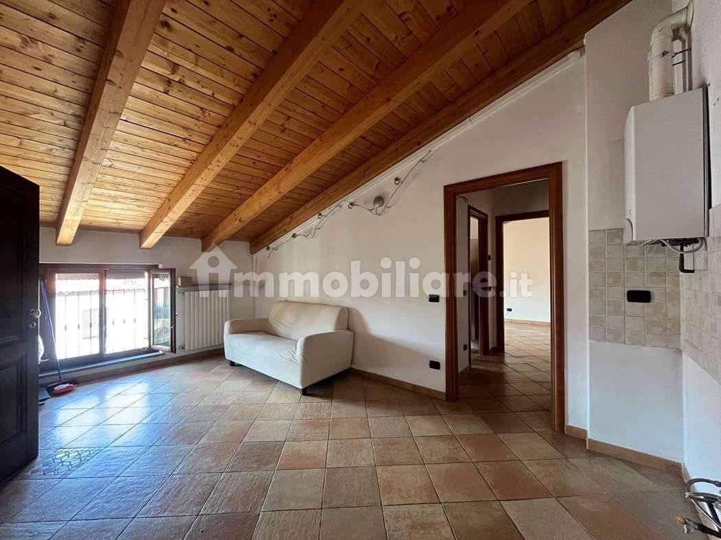 Appartamento in vendita a Gambolò