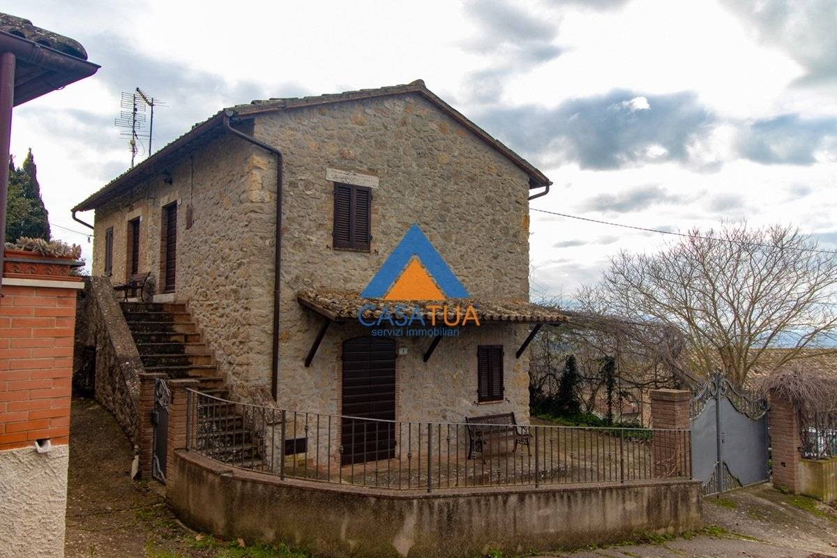 Rustico - Casale in vendita a Amelia