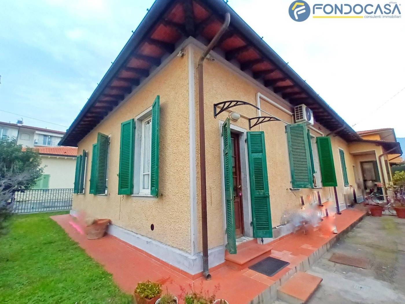 Villa in vendita a Pietrasanta