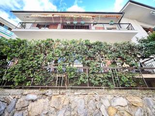 Apartment via Giuseppe Mendozza 13, Quarto, Genoa