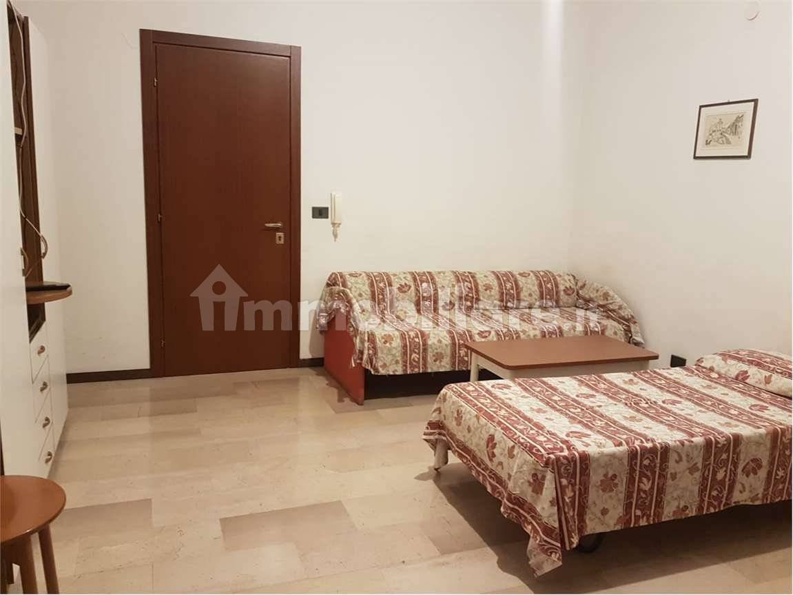 Appartamento in affitto a Ancona