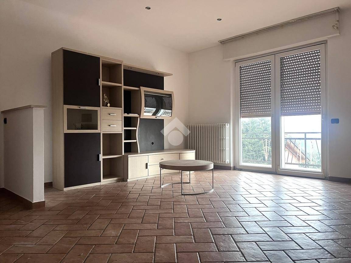 Appartamento in vendita a Faloppio