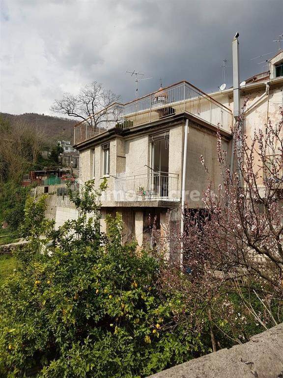 Casa indipendente in vendita a Pellezzano
