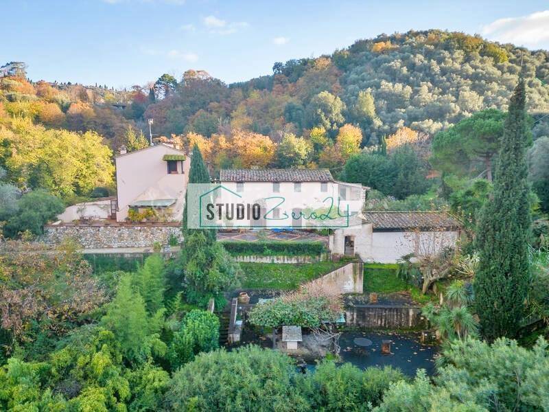 Villa in vendita a Pietrasanta
