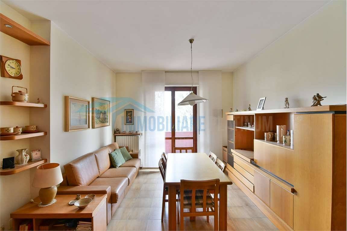 Appartamento in vendita a Besana in Brianza