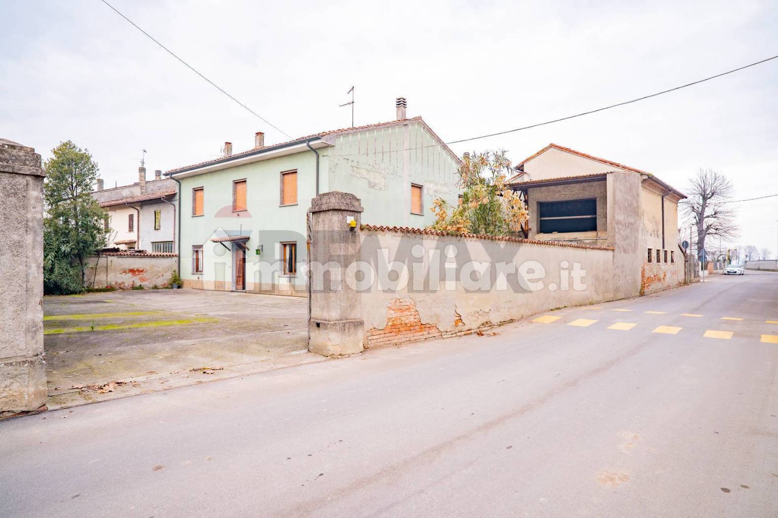 Casa indipendente in vendita a Casteldidone