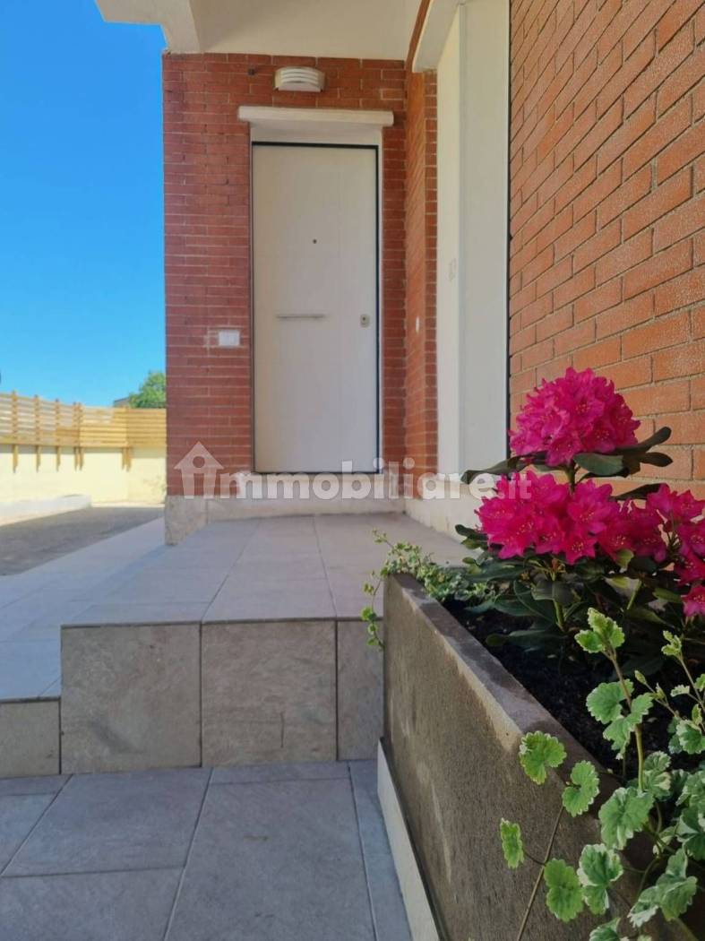 Palazzo - Edificio in vendita a Monterosi