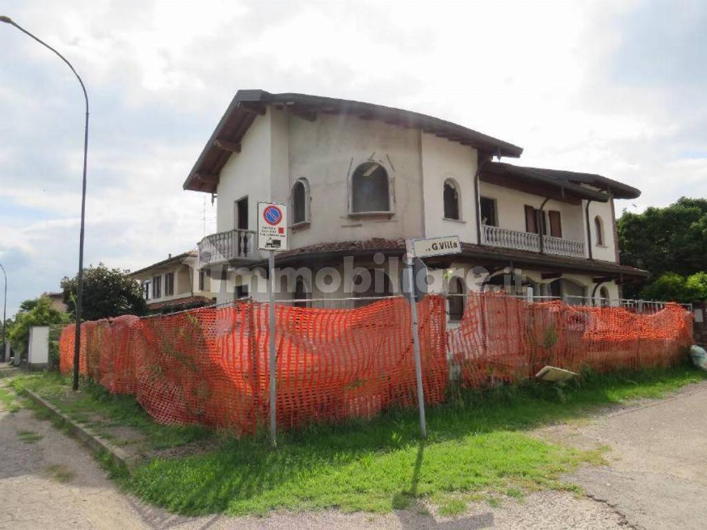 Villa in vendita a Cuggiono