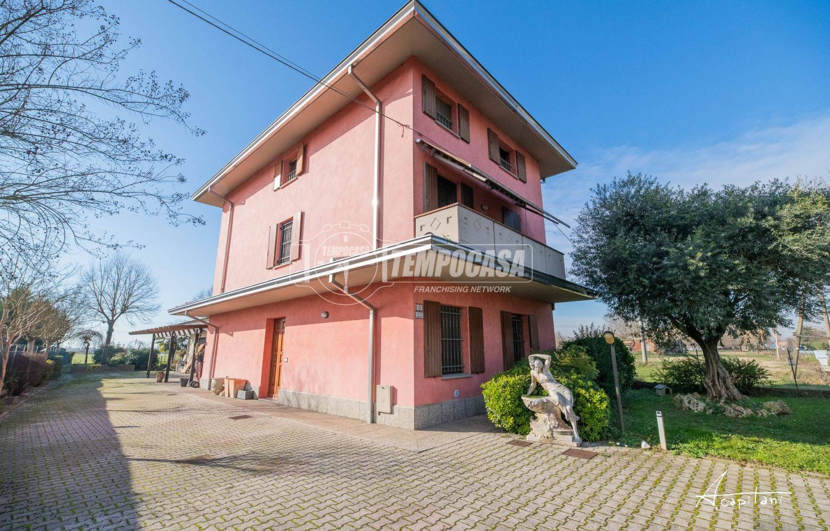 Villa in vendita a Soliera