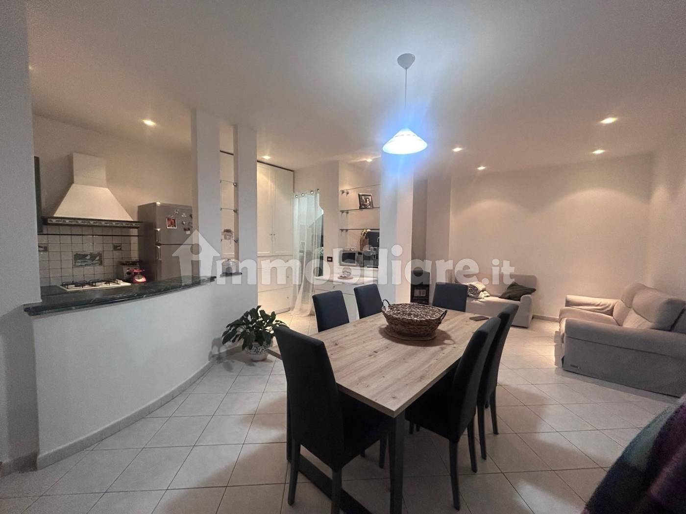 Appartamento in affitto a Altavilla Milicia