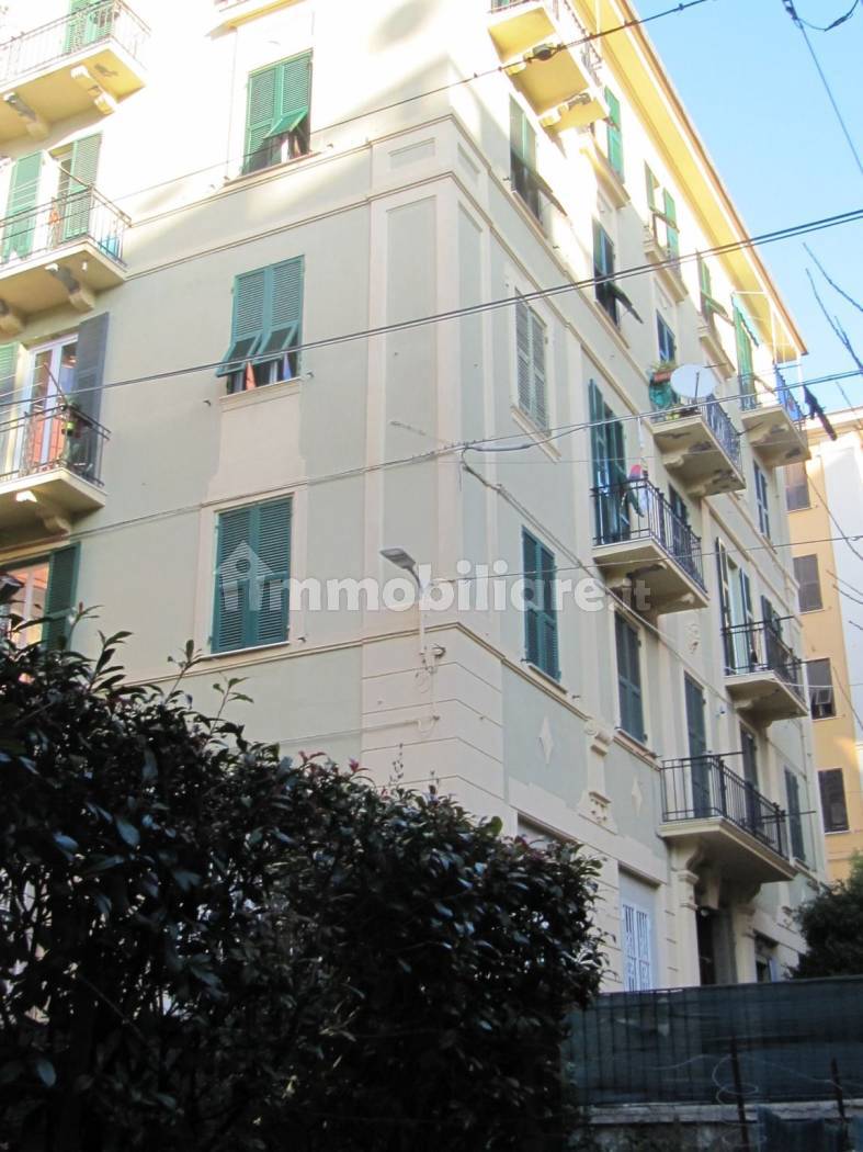 Appartamento in vendita a Genova