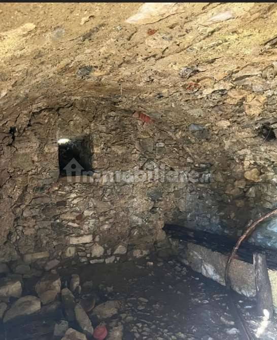 Rustico - Casale in vendita a Plesio