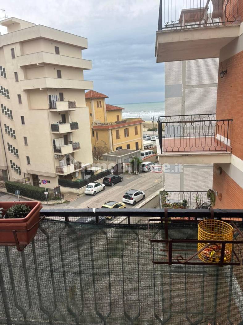 Appartamento in vendita a Nettuno