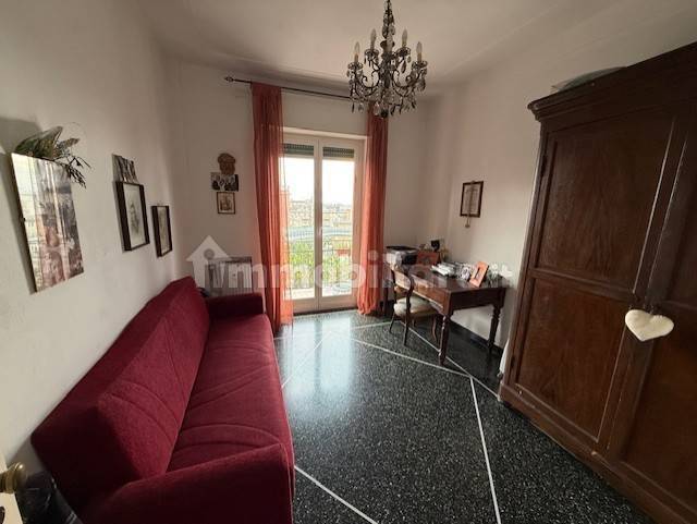 Appartamento in vendita a Genova