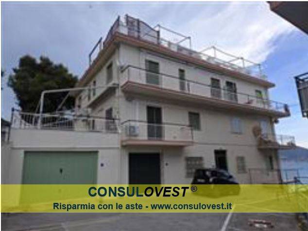 Appartamento in vendita a Laigueglia