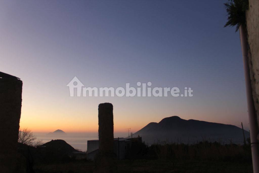 Rustico - Casale in vendita a Lipari