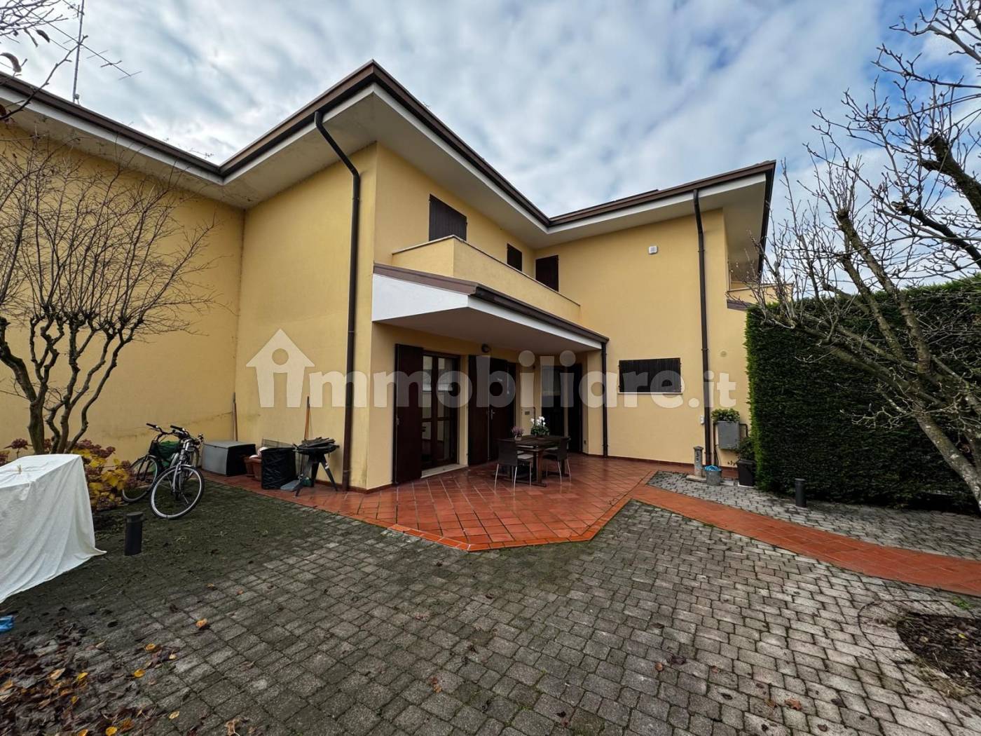 Villa in vendita a Mantova