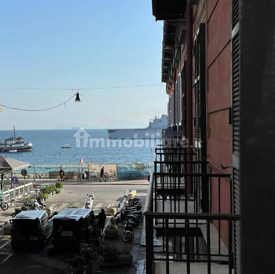 Appartamento in vendita a Napoli