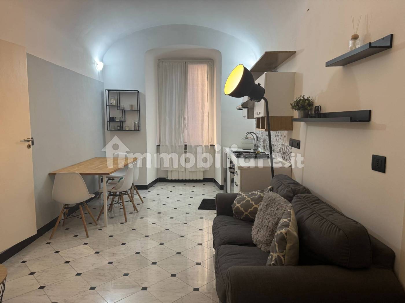 Appartamento in vendita a Genova