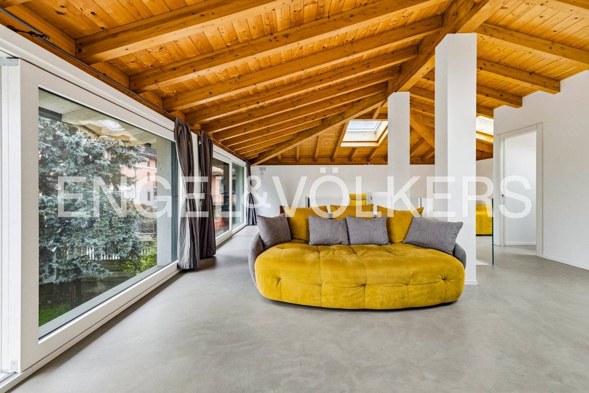 Villa in vendita a Castellanza