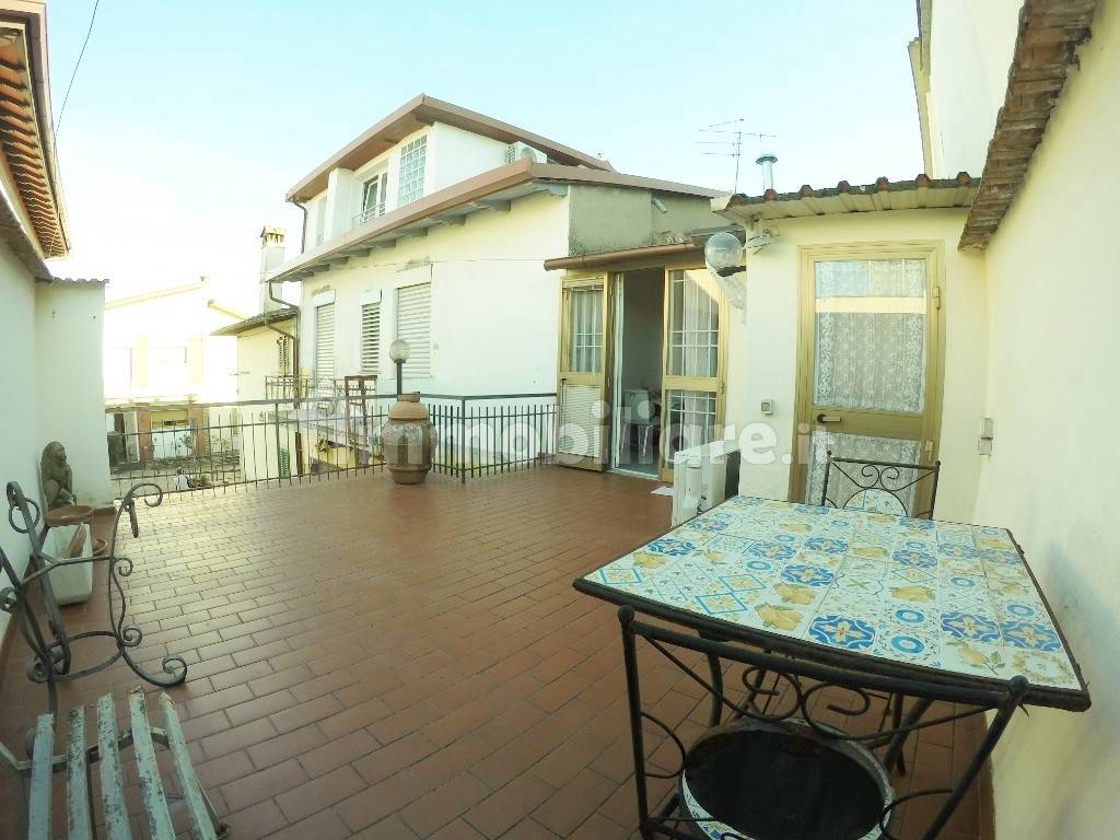 Casa indipendente in vendita a Carmignano